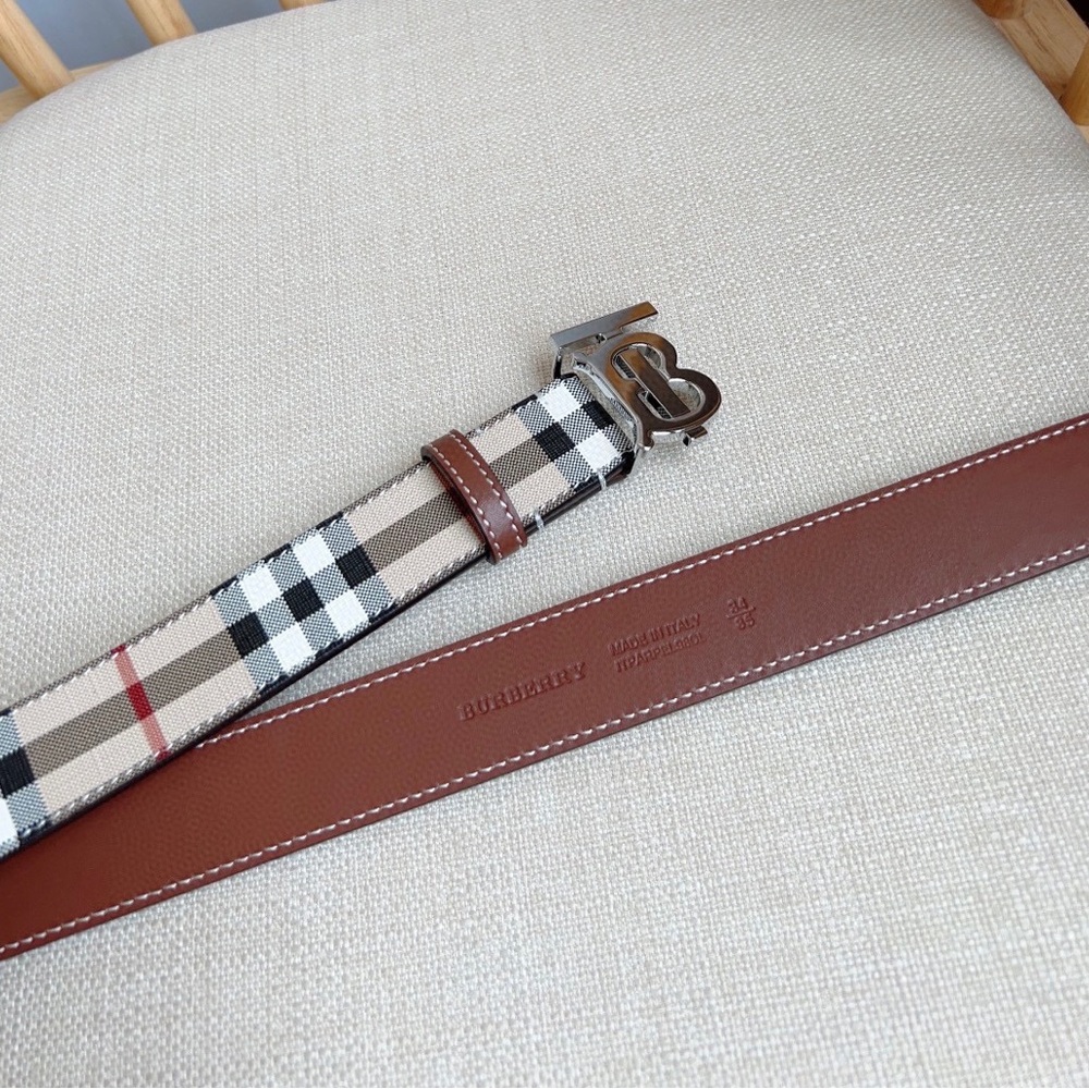 Burberry Classic Check Belt with Silver Buckle - Picture 4 of 8